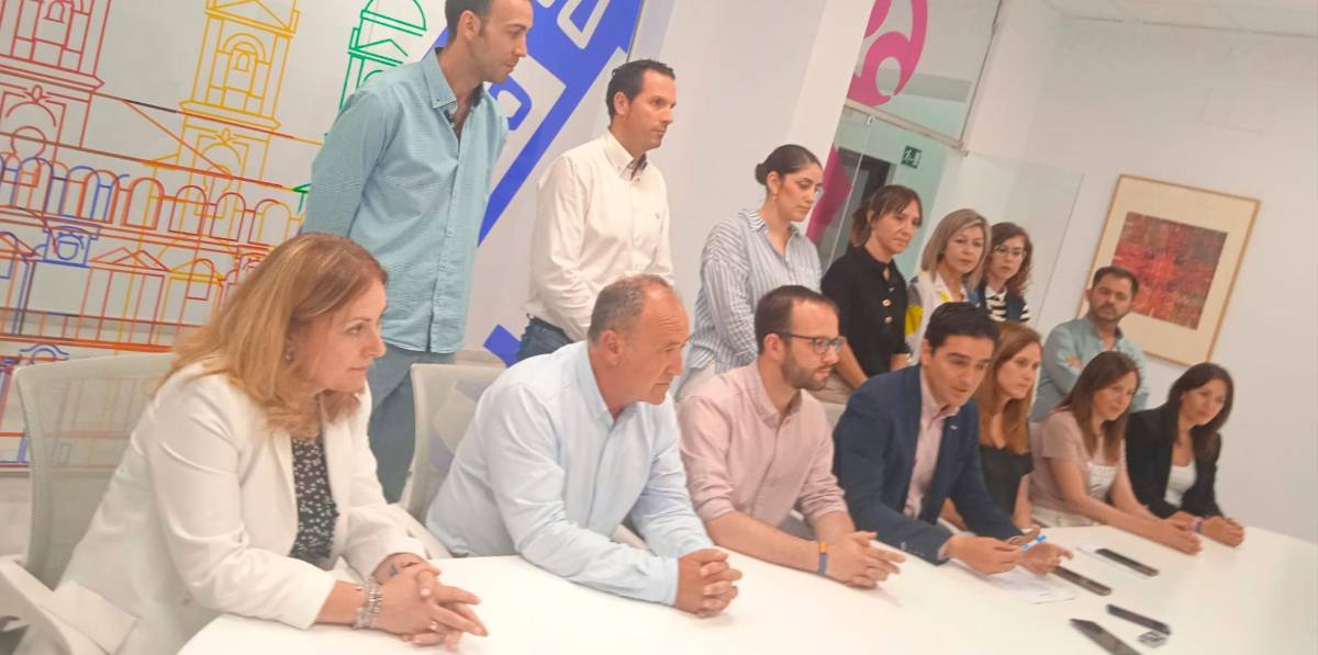Marino Aguilera reparte las áreas de Gobierno entre los catorce ediles de Alcalá Marino Aguilera reparte las áreas de Gobierno entre los catorce ediles de Alcalá