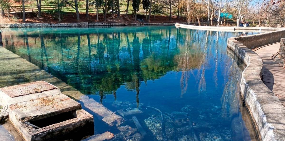 “Parón” en el corazón de Mágina con el vaciado del nacimiento del río Arbuniel “Parón” en el corazón de Mágina con el vaciado del nacimiento del río Arbuniel