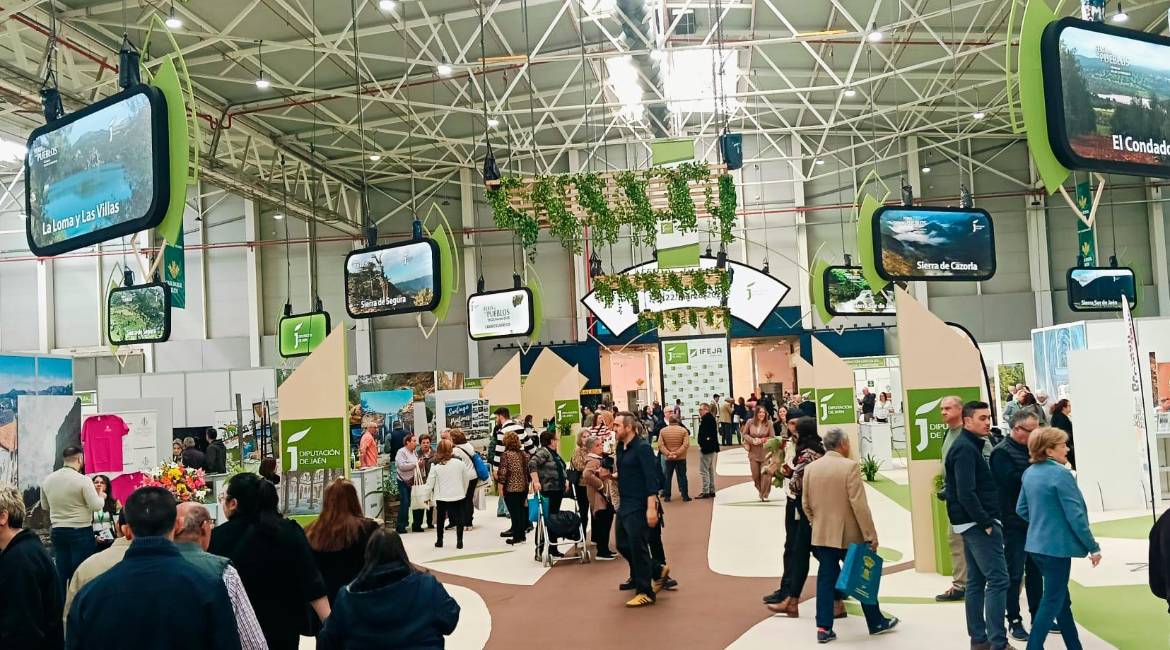 Asistentes a la Feria de los Pueblos 2026. / F. Gaitán.