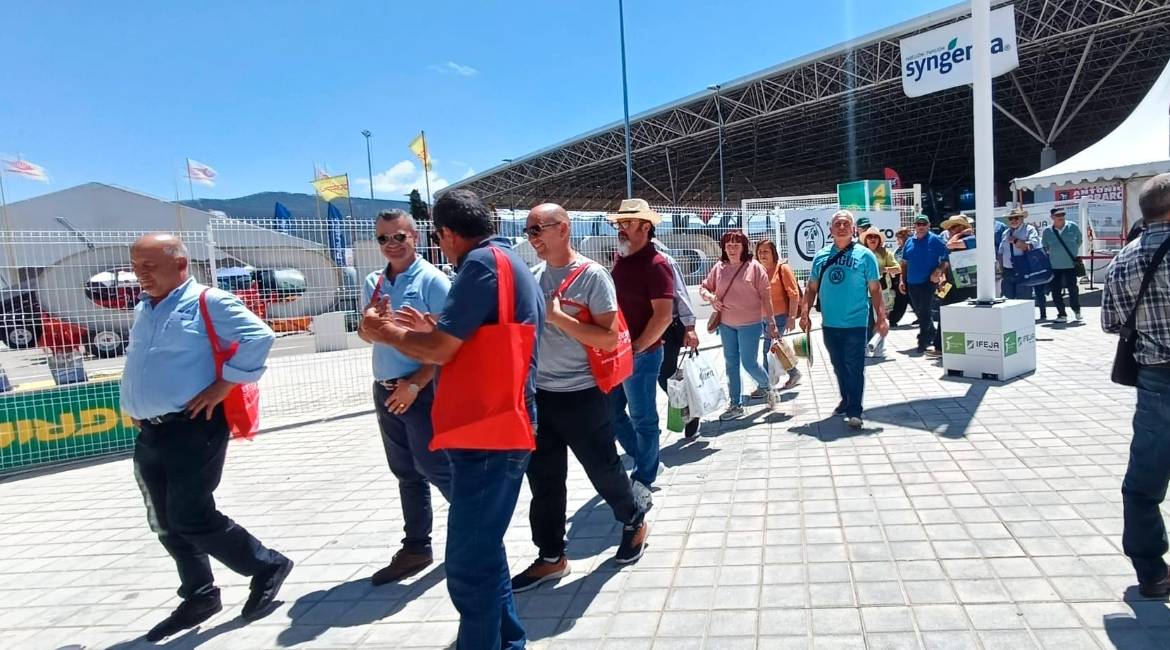 Asistentes, durante la tercera jornada de Expoliva 2025. / F.Gaitán / Diario JAÉN. 