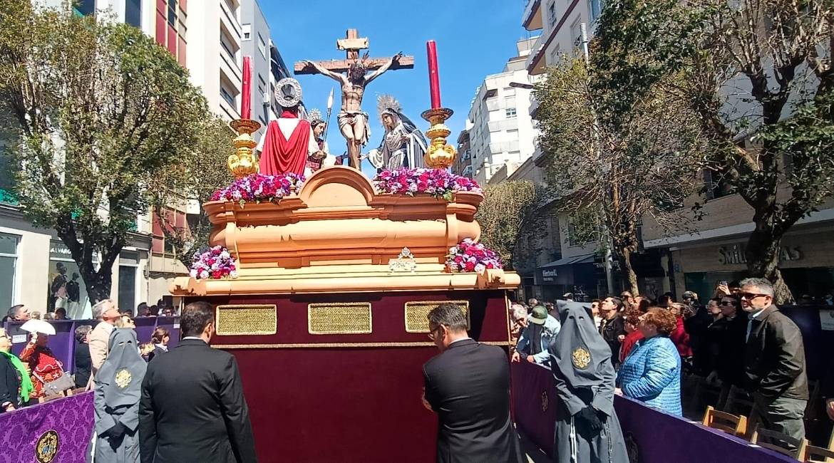 Cristo de las Aguas junto a María Santísima Reina de los Ángeles. / F. Gaitán.