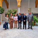 Ana Rocío Ruiz, Natalia Corbalán, Rafael Alcalá, Jorge Paradela, Manuel Larrasa y Javier Calvente, durante el encuentro.