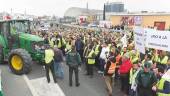 MOVILIZACIÓN. Protesta del pasado 30 de enero en Andújar, con miles de agricultores luchando por el olivar.