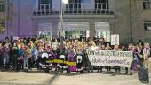 CONCENTRACIÓN. Colectivos feministas se manifiestan frente a la Subdelegación de la capital.