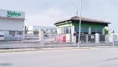 FUNCIONAMIENTO. Puerta de entrada a Valeo en el polígono industrial.