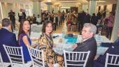 ENCUENTRO. Josefa Chinchilla, Catalina García y Emilio Manuel García, antes de comenzar el acto. 