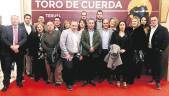 ACTO. Delegación desplazada desde Beas de Segura hasta Teruel para presentar la candidatura.