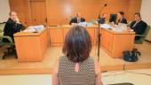Juana Rivas frente al juaz Piñar en el juicio de 2018. / Álex Cámara / Europa Press.