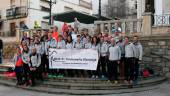 UNIÓN. Integrantes del club de atletismo La Moraleja de Villanueva del Arbobispo antes de iniciar una de sus rutas.