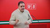 El parlamentario socialista, Víctor Torres. 