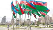 SÍMBOLO. Banderas de Azeirbaiyán en la ciudad de Bakú, capital del país.