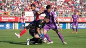 ACCIÓN. Heras y De la Calzada en el partido con el Algeciras.