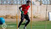 ENTRENAMIENTO.Lópito realiza ejercicios en La Victoria.