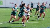 Irene Honrubia gana muchos metros para el equipo. / Jaén Rugby.
