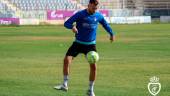 sesión. El central del Real Jaén, Ramón Ruiz, durante un entrenamiento.