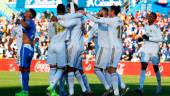 VICTORIA. Los jugadores del Real Madrid celebran uno de los goles ante el Getafe. 