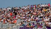 Pie de foto: Aficionados del Real Jaén en el choque de vuelta ante el Torre del Mar. / Juande Ortiz.