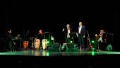 PRESENCIA. Los miembros del nuevo proyecto Amarraditos, durante el recital ofrecido en el Teatro Darymelia en la puesta de largo del espectáculo.