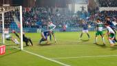 Samu Corral marca el Gol de Linares. / Antonio del Arco. 