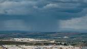 Imagen de archivo de una tormenta descargando a las afueras de Jaén capital. / Agustín Muñoz / Diario JAÉN. 