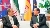 Foto de archivo de 2024 del ministro de Asuntos Exteriores, Unión Europea y Cooperación, José Manuel Albares, reunido con su homólogo iraní, Abbas Araghchi. /Embajada de Irán en España.