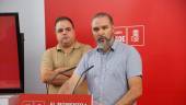 Pedro García y Víctor Torres durante la rueda de prensa. / Eva Ercolanese / PSOE / Europa Press.