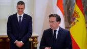 El presidente del Gobierno, Pedro Sánchez y el ministro de Asuntos Exteriores, Unión Europea y Cooperación, José Manuel Albares. / Alejandro Martínez Vélez / Europa Press.