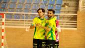 Del Moral y César celebran uno de los goles anotados. / Fonsi Moreno / Jaén Paraíso Interior.