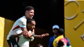 Joao Pedro y Enzo Fernandez, del Chelsea, celebran uno de los goles frente al Fluminense. / Sven Hoppe / dpa.