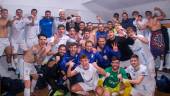 La plantilla del Martos tras su victoria al CD Torreperogil. / Martos CF.