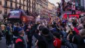 Desfile de los jugadores del FC Barcelona, en celebración del título de Liga. / AFP7 / Europa Press.