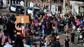 La gente protesta en el centro de Los Ángeles frente a la Guardia Nacional. / Maximilian Haupt / Europa Press. 