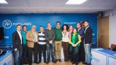 FOTO DE FAMILIA. Miguel Contreras, Antonio Losa, Javier Carazo, Francisco Palacios, Manuel Bonilla, Juan Diego Requena, Isabel Azañón, Esther Ortega, Reyes Chamorro, Jesús Manuel Ortega y Manuel Palomares tras el nombramiento de Bonilla como nuevo portavoz del Grupo municipal del PP.