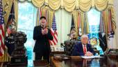 Elon Musk y Donald Trump, en una imagen de archivo en el Despacho Oval. / Francis Chung - Pool via CNP / Contacto / Europa Press.