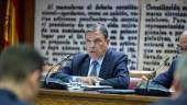 Luis Planas, durante la Comisión de Agricultura en el Senado. / Jesús Hellín / Europa Press.