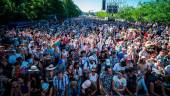 Asistentes a la marcha del Orgullo en Budapest. / Daniel Alfoldi / Zuma Press / ContactoPhoto.