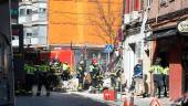 Equipos de emergencias trabajan en la zona donde se ha producido la explosión. / Gustavo Valiente / Europa Press.