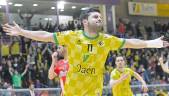 GOL DECISIVO. Dani Martín celebra el tanto conseguido ante el Jimbee Cartagena en la Copa del Rey.