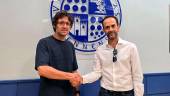 El profesor Julio Calero y el director nacional de biometano de Naturmet, Darío Pérez.