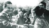 AÑOS 80. Landelino Lavilla buscó en el olivar jiennense los votos que necesitaba. 