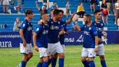 ALEGRÍA. Los jugadores del Linares Deportivo celebran uno de los goles marcados ante el Alhaurín de la Torre.