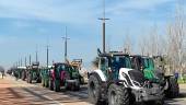 Caravana de tractores en El Arenal. / Europa Press.