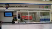Administración de Loterías número 8 de Linares, en el Centro Comercial Alcampo. / Loterías y Apuestas del Estado- 