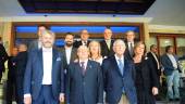 EN FAMILIA. Premiados y directivos de la Casa de Jaén en Granada. 