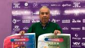 PRESENTACIÓN. Juan Carlos Hidalgo presenta la oferta del Real Jaén ante el Linares y el Levante.