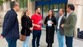 Dirigentes del Partido Popular de Jaén junto con la consejera de Sostenibilidad, Catalina García durante la reunión con José Damián García. / Á. Guzguti.