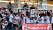 Las jugadoras del Inter de Jaén celebran el título de la Copa Delegada.