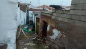 Vistas de la vivienda derrumbada parcialmente, en Martos.