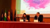 ACTO. Raquel Morales y Antonio Sutil, en la inauguración de las Jornadas de Educación y Deporte.