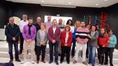 Parte de los miembros de la candidatura en el Edificio Joven de Alcalá la Real / Diario JAÉN.